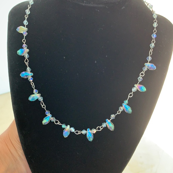 🌺Beautiful crystal antique finish necklace🌺 - Picture 5 of 8